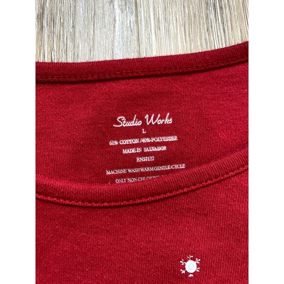 Studio Works Embroidered Beaded Red Cotton Penguin Holiday Top Large Winter Cozy - Picture 4 of 5